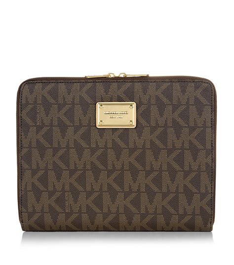 michael kors clutch bag for ipad mini|Designer Luxury Clutches .